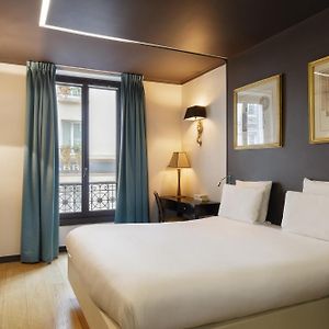 Deluxe Zimmer mit Kingsize-Bett