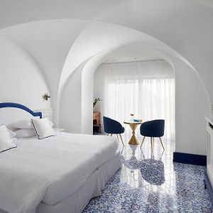 Deluxe Zimmer mit Kingsize-Bett