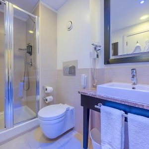 Deluxe Zimmer mit Kingsize-Bett