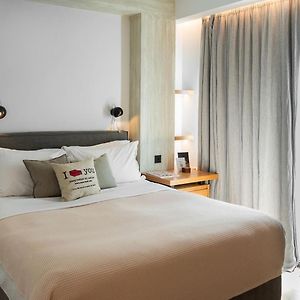 Zimmer mit Kingsize-Bett