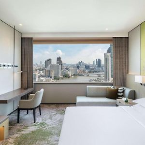 Zimmer mit Kingsize-Bett