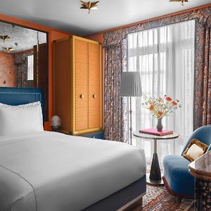 Zimmer mit Queensize-Bett