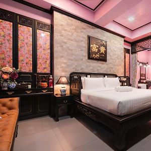 Deluxe Zimmer mit Kingsize-Bett