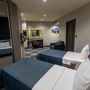 Zimmer mit zwei Einzelbetten