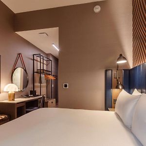 Deluxe Zimmer mit Kingsize-Bett