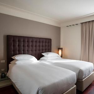 Zimmer mit zwei Einzelbetten