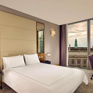Superior Zimmer mit Kingsize-Bett