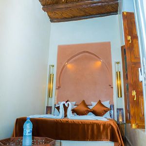 Deluxe Zimmer mit Kingsize-Bett