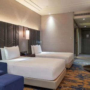 Zimmer mit zwei Einzelbetten