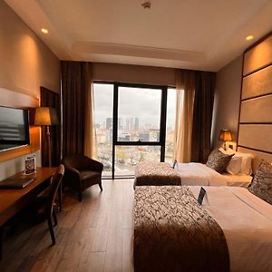 Zimmer mit zwei Einzelbetten