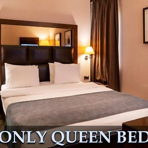 Standard Zimmer mit Kingsize-Bett