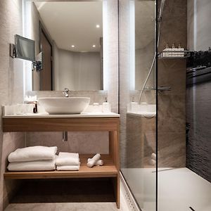 Superior Zimmer mit Kingsize-Bett