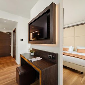 Executive Junior Suite