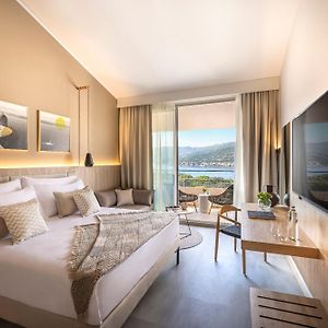 Superior  Sea side Room