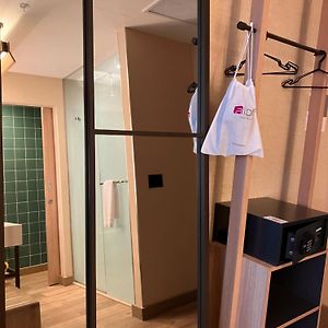 Zimmer mit Queensize-Bett