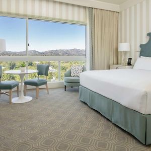 Deluxe Zimmer mit Kingsize-Bett