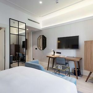 Deluxe Zimmer mit Kingsize-Bett