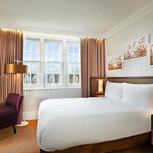 Zimmer mit Queensize-Bett