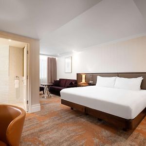 Grand Superior Zimmer mit Kingsize-Bett