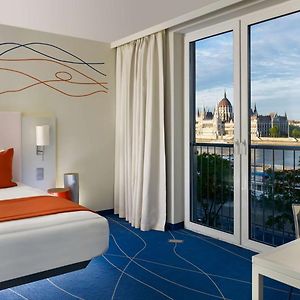 Superior Zimmer mit Kingsize-Bett