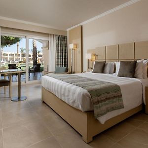 Superior Zimmer mit Kingsize-Bett