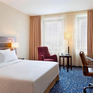 Standard Zimmer mit Kingsize-Bett
