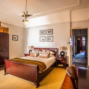 Standard Zimmer mit Kingsize-Bett