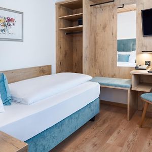 Economy Zimmer