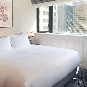 Zimmer mit Queensize-Bett