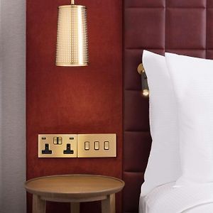 Superior Zimmer mit Kingsize-Bett