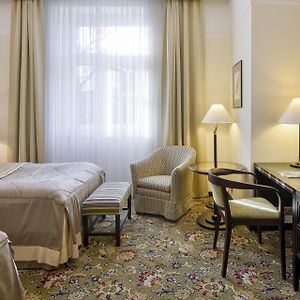 Deluxe Zimmer mit zwei Einzelbetten