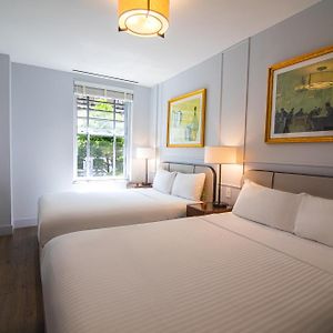 Zimmer mit Queensize-Bett