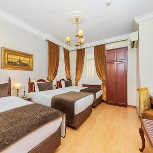 Dreibettzimmer
