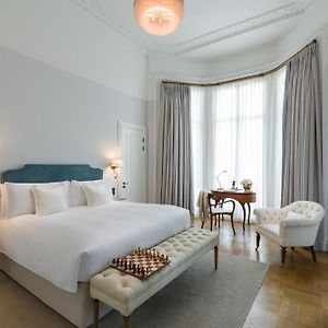 Deluxe Zimmer mit Kingsize-Bett