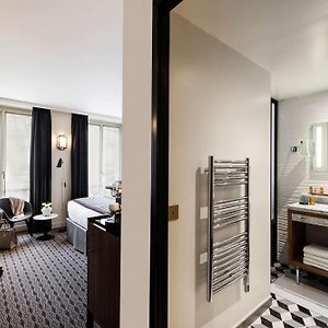 Deluxe Zimmer mit Kingsize-Bett