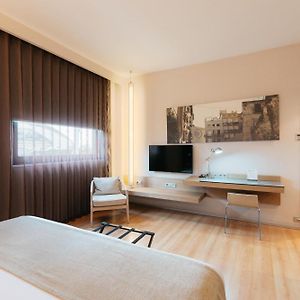 Angrenzendes Deluxe Doppelzimmer