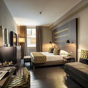 Deluxe Dreibettzimmer