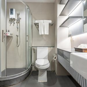Premium Deluxe Zimmer mit Kingsize-Bett