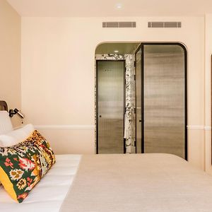 Classic Zimmer mit Kingsize-Bett