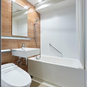 Moderate Zimmer mit Queensize-Bett