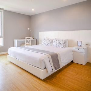 Deluxe Zimmer mit Kingsize-Bett