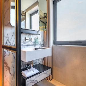 Deluxe Zimmer mit Kingsize-Bett