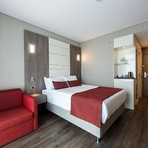 Zimmer mit Queensize-Bett