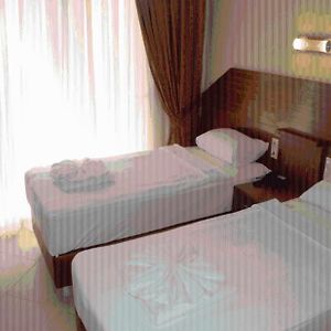 Standard Zimmer mit Kingsize-Bett