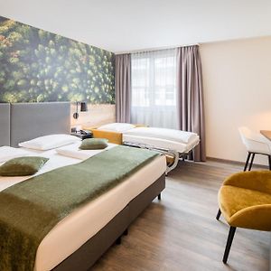 Familien-Zimmer