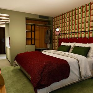 Comfort Zimmer mit Kingsize-Bett