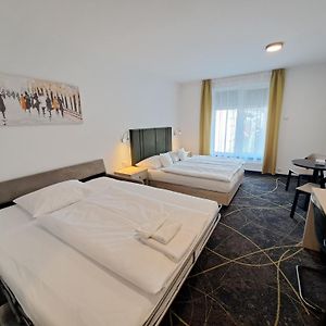 Familien-Zimmer