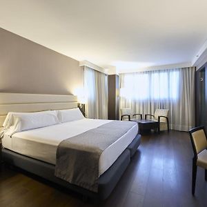 Superior Zimmer mit Kingsize-Bett