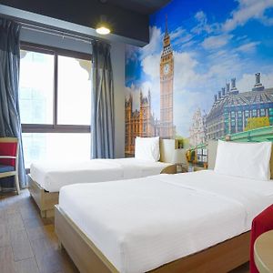 Deluxe Zimmer mit zwei Einzelbetten