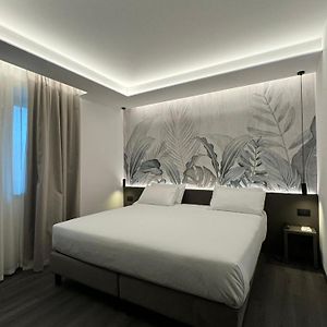 Deluxe Zimmer mit Kingsize-Bett